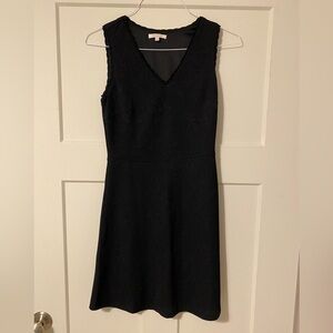 Skies are Blue womens dress. Size XS. Scalloped arm and neck.